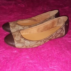 Coach chelsea signature ballerina flats